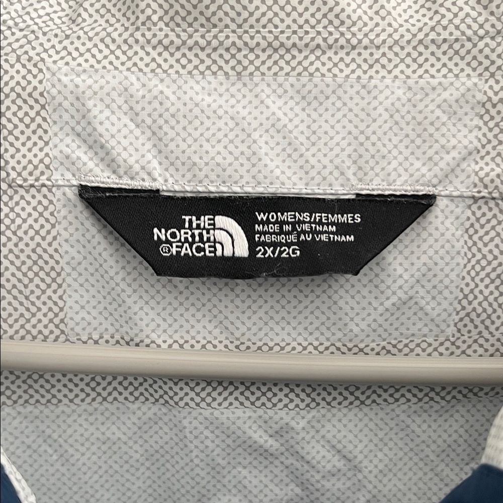 The North Face Navy Blue Hooded Rain Shell PLUS SIZE 2X - Picture 3 of 6